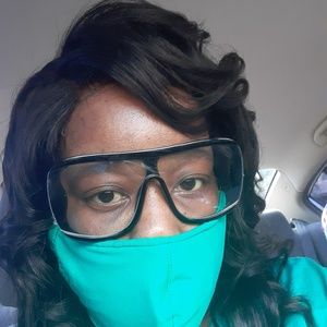 Meet your Posher, Samantha